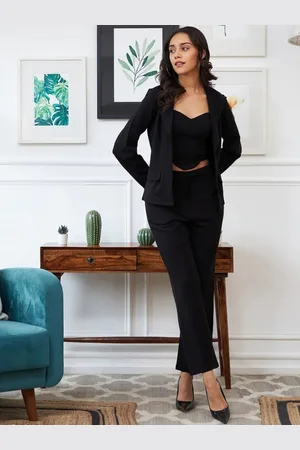 Corsica Sweetheart Neck Top With Trousers And Blazer