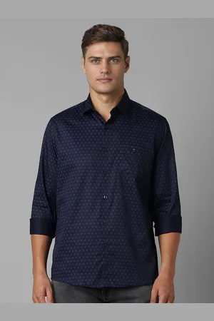 Louis Philippe Men Spread Collar Textured Printed Cotton Slim Fit Casual Shirt