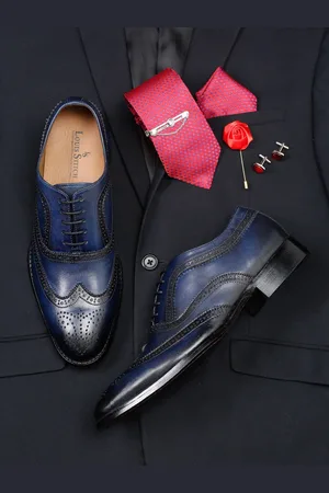 LOUIS STITCH Men Textured Leather Formal Brogues