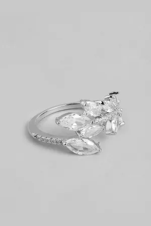 DressBerry Stone Studed Leaf-Shaped Finger Ring
