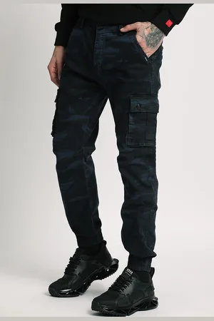 The Bear House Men Camouflage Printed Mid-Rise Regular Fit Cargos Trousers