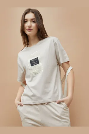 Lifestyle Women Printed Pockets T-shirt