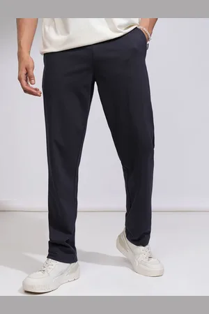 Highlander Men Mid-Rise Trousers