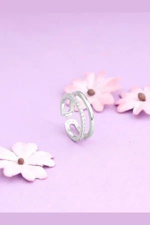 GIVA Sterling Silver Rhodium-Plated CZ Studded Finger Ring