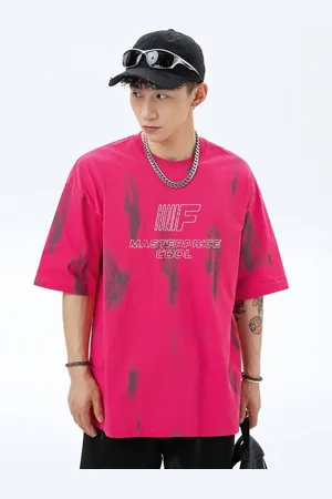 HERE&NOW Men Printed V-Neck T-shirt