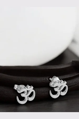 GoldNera Contemporary Studs Earrings