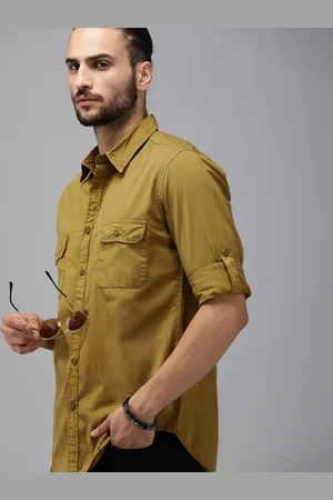 Roadster The Lifestyle Co Men Khaki Regular Fit Solid Casual Shirt