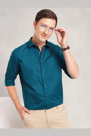 Nautica Classic Fit Opaque Pure Cotton Water Repellent Casual Shirt