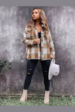 Stylecast Women Relaxed Fit Spread Collar Checked Casual Shirt