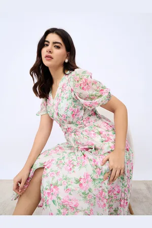 Styli Women Floral Print V-Neck Puff Sleeves A-Line Maxi Dress
