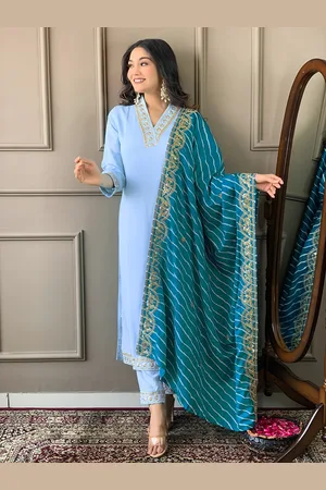 choiceit Women Floral Embroidered Regular Sequinned Kurta with Pyjamas & With Dupatta