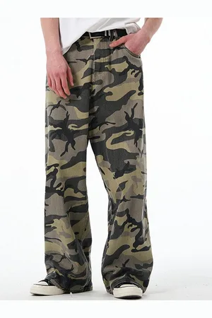 DressBerry Women Camouflage Printed Cargos Trousers