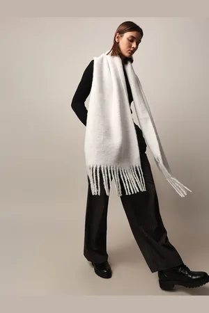 ONLY Women Solid Tasselled Border Scarf