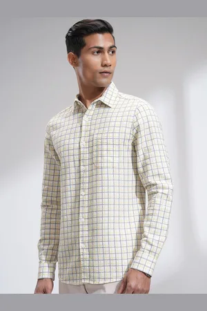 Highlander Men Slim Fit Opaque Checked Casual Shirt