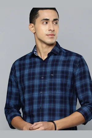 Lawman Men Navy Blue Slim Fit Tartan Checked Twill Pure Cotton Casual Shirt