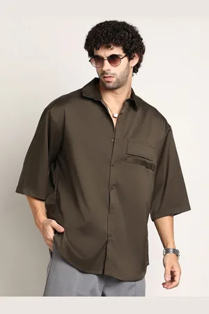 Campus Men Comfort Oversized Fit Spread Collar Solid Satin Casual Shirt