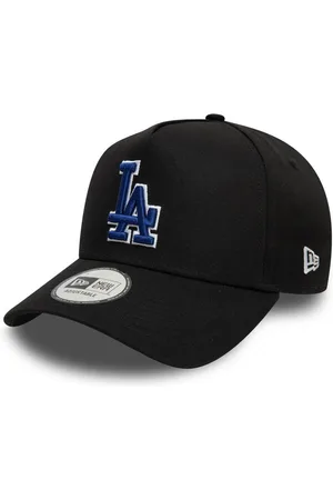 New Era Men Embroidered Snapback Cap