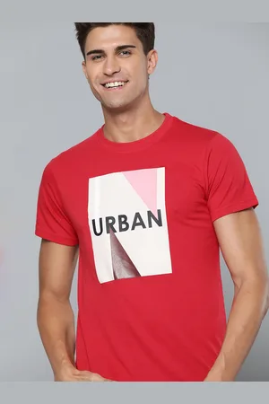 HERE&NOW Men Red & Black Typography Printed T-shirt