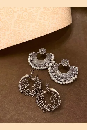 ATIBELLE Set Of 2 Silver-Plated Crescent Shaped Chandbalis Earrings