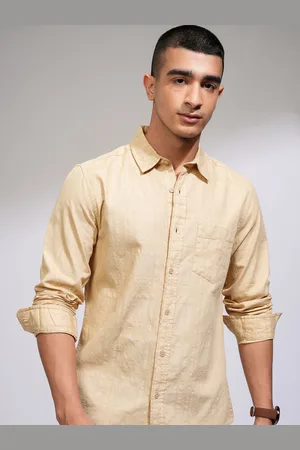 Highlander Men Dobby Textured Checked Casual Shirt