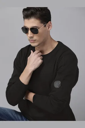 Roadster The Lifestyle Co Men Black Solid Sweatshirt
