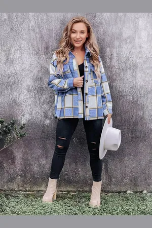 Stylecast Women Relaxed Fit Spread Collar Checked Casual Shirt