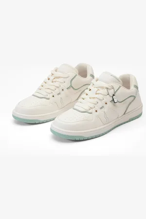 The Souled Store Men Textured Comfort Insole Lightweight Lace-Up Sneakers