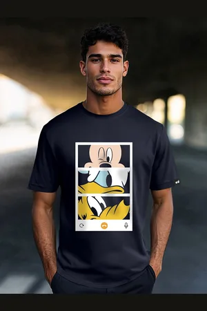 Bewakoof X Official Disney Merchandise Mickey Trio Call Half Sleeve T-Shirt