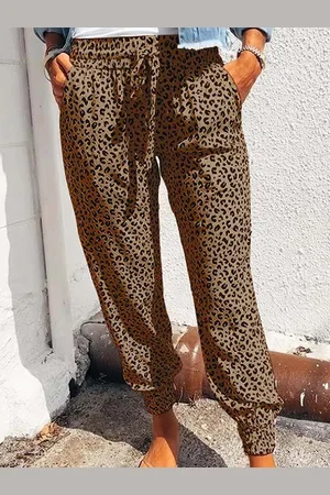 Stylecast Women Animal Printed Relaxed Fit Mid-Rise Joggers