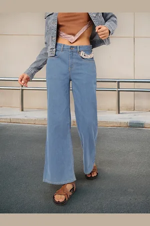 DressBerry Women Y2K Nostalgia Chain Embellished Stretchable Wide Leg Jeans