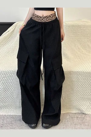 Stylecast Women Straight Fit High-Rise Cargos Trousers