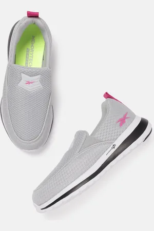 Reebok Women Woven Design Ree-Form Blaze Slip Walking Shoes