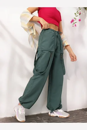DressBerry Laid-back Fashionable Women Cargo Style Relaxed Joggers