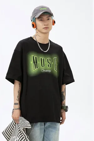 HERE&NOW Men Printed V-Neck T-shirt