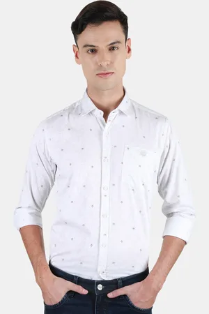 Duke Men Slim Fit Opaque Printed Casual Shirt