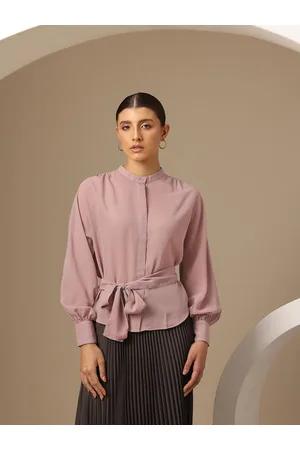 Chemistry Opaque Regular-Fit Casual Shirt Comes With a Self Fabric Belt