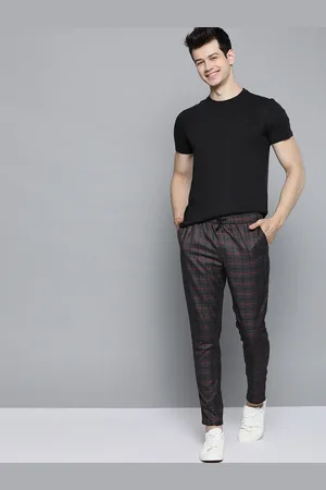 Mast & Harbour Men Charcoal Grey & Red Regular Fit Checked Trousers