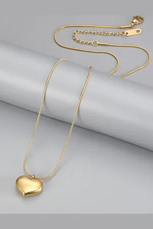 DressBerry Gold-Plated Stainless Steel Heart Shaped Anti Tarnish Pendants With Chains