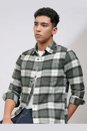 Highlander Men Spread Collar Windowpane Checked Cotton Casual Shirt