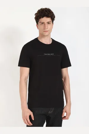 Calvin Klein Men Typography Pockets T-shirt