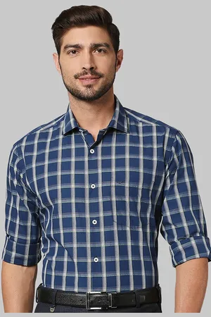 Park Avenue Men Blue Slim Fit Checked Casual Shirt