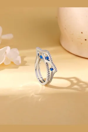 GIVA 925 Silver Rhodium-Plated Stones Studded Finger Ring