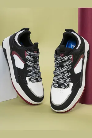 Red Tape Men Colourblocked PU Sneakers