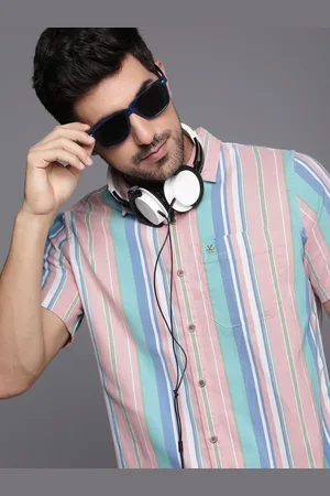 WROGN Men Slim Fit Multi Stripes Opaque Casual Shirt With Chest Pocket
