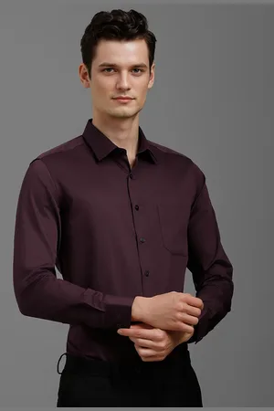 Louis Philippe Men Slim Fit Spread Collar Solid Cotton Formal Shirt