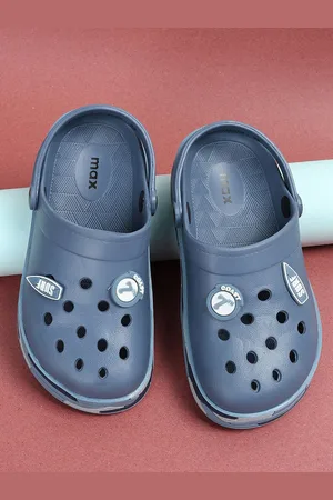 Max Collection Boys Self Design Clogs