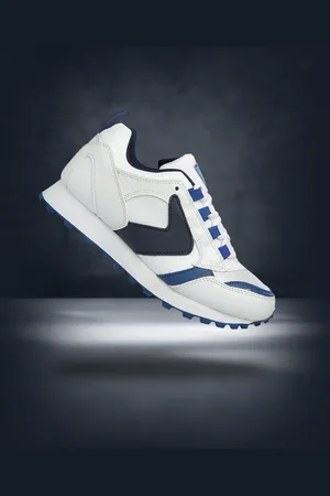 Sparx Men White & Blue Running Shoes