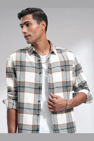 Highlander Men Relaxed Fit Spread Collar Checked Cotton Casual Shirt