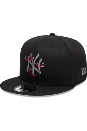 New Era Men Embroidered Baseball Cap