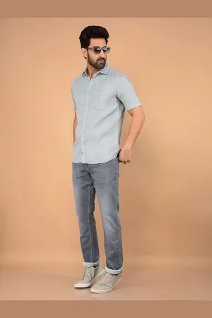 Crimsoune Club Men Classic Slim Fit Spread Collar Textured Cotton Casual Shirt